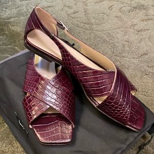 New Theory Embossed  Bordeaux Croc Sandals  Never Worn. Size 39.5